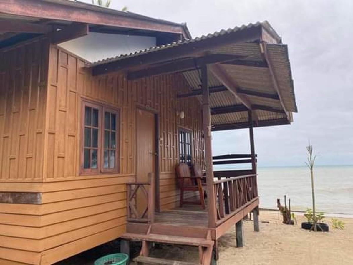 Pinks Bungalow Baan Tai Bagian luar foto