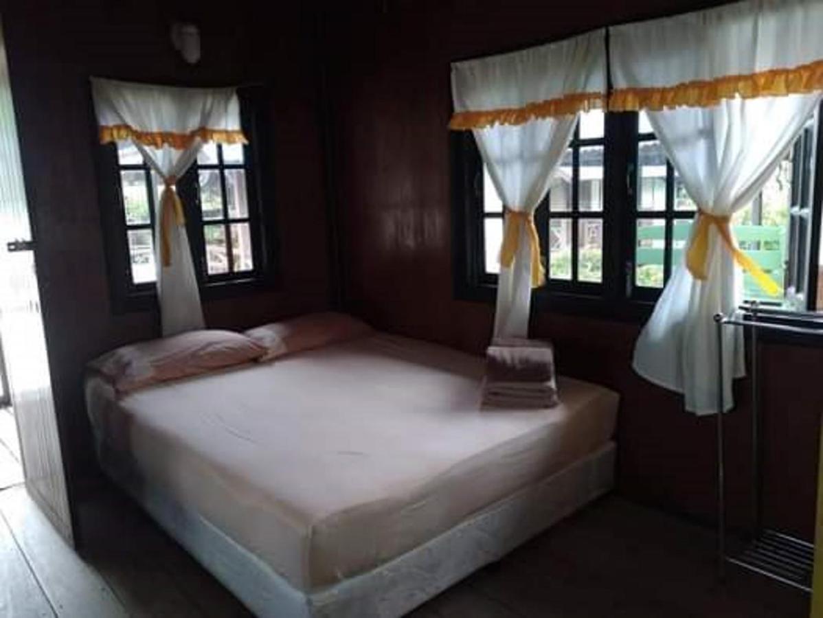 Pinks Bungalow Baan Tai Bagian luar foto