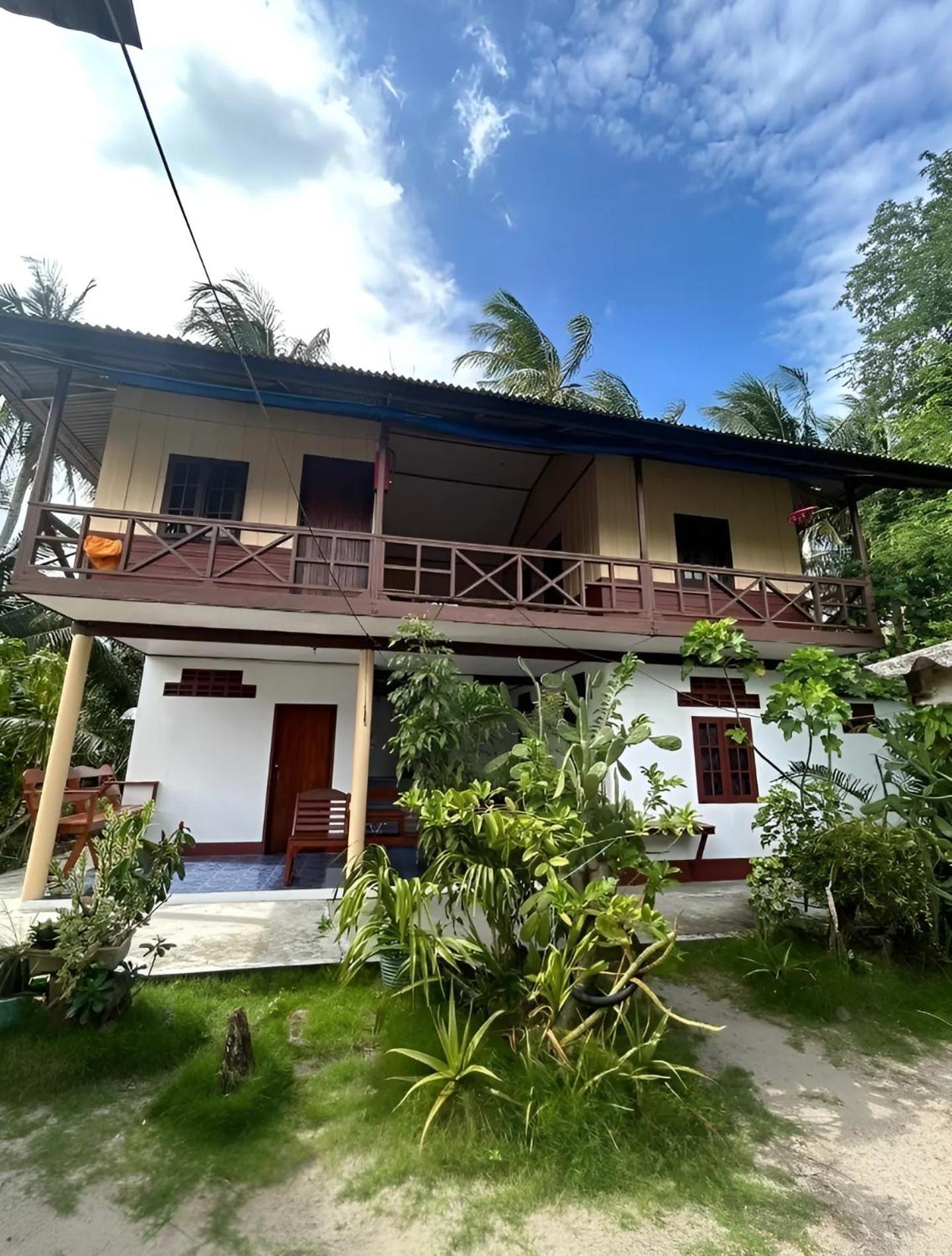 Pinks Bungalow Baan Tai Bagian luar foto