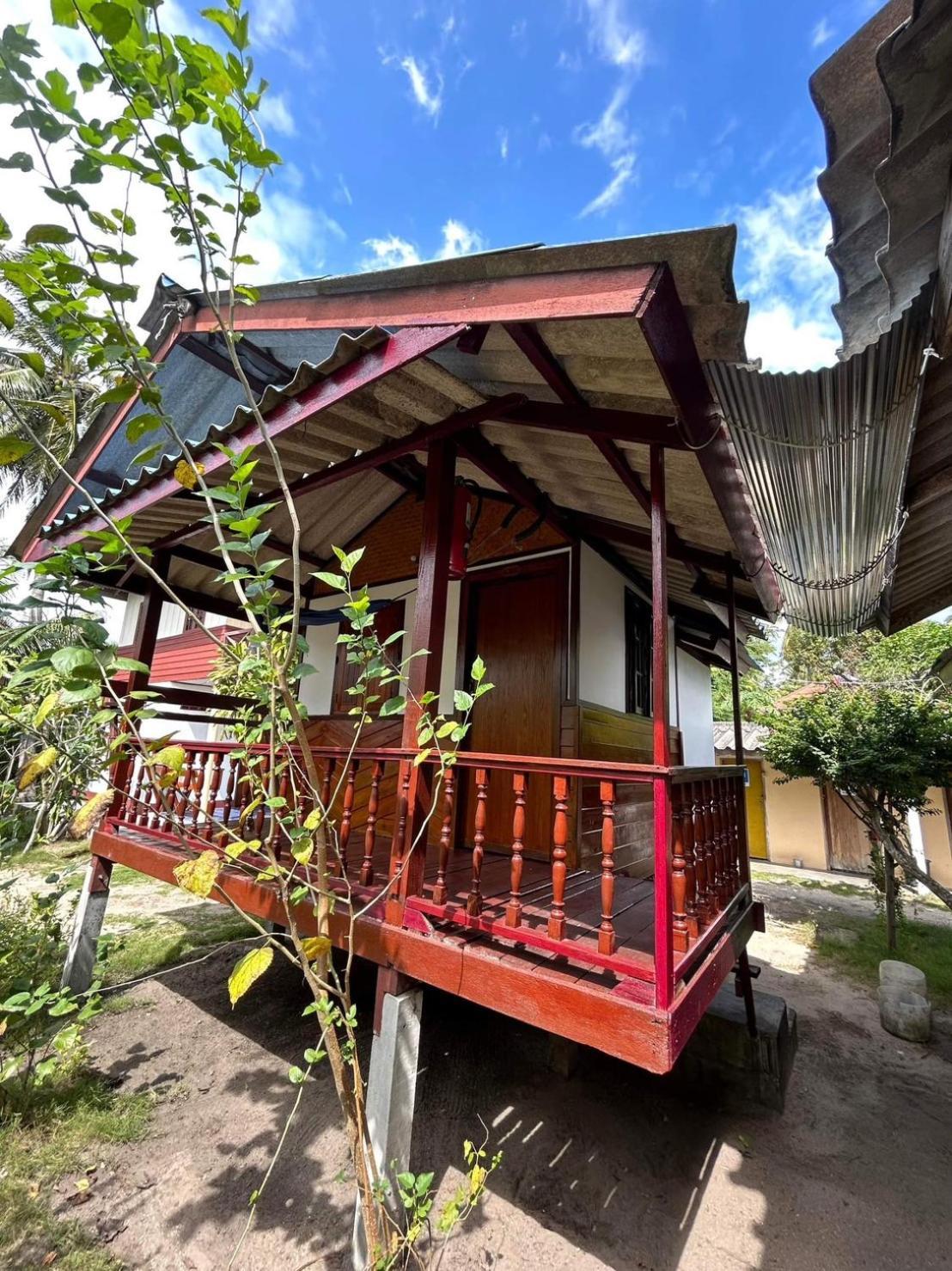 Pinks Bungalow Baan Tai Bagian luar foto