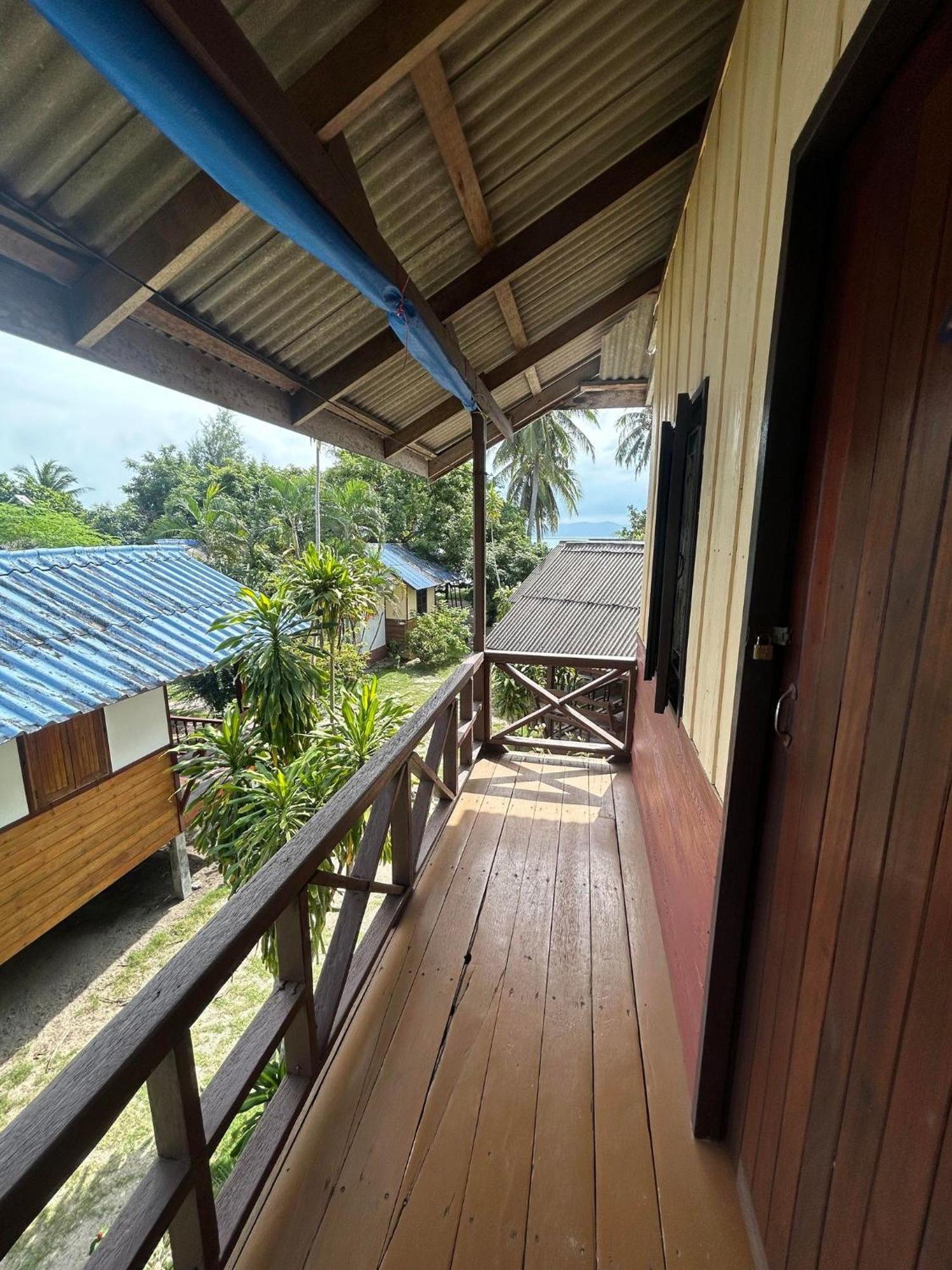 Pinks Bungalow Baan Tai Bagian luar foto