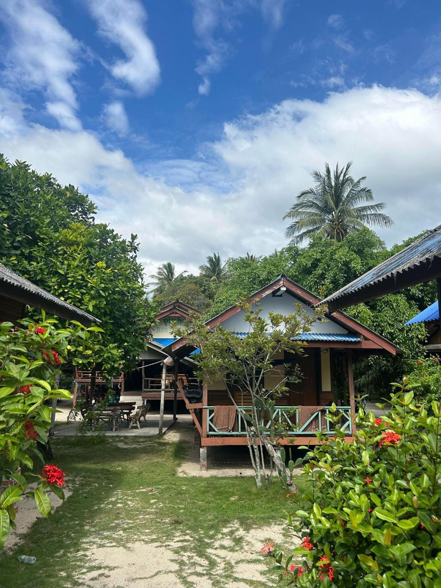 Pinks Bungalow Baan Tai Bagian luar foto