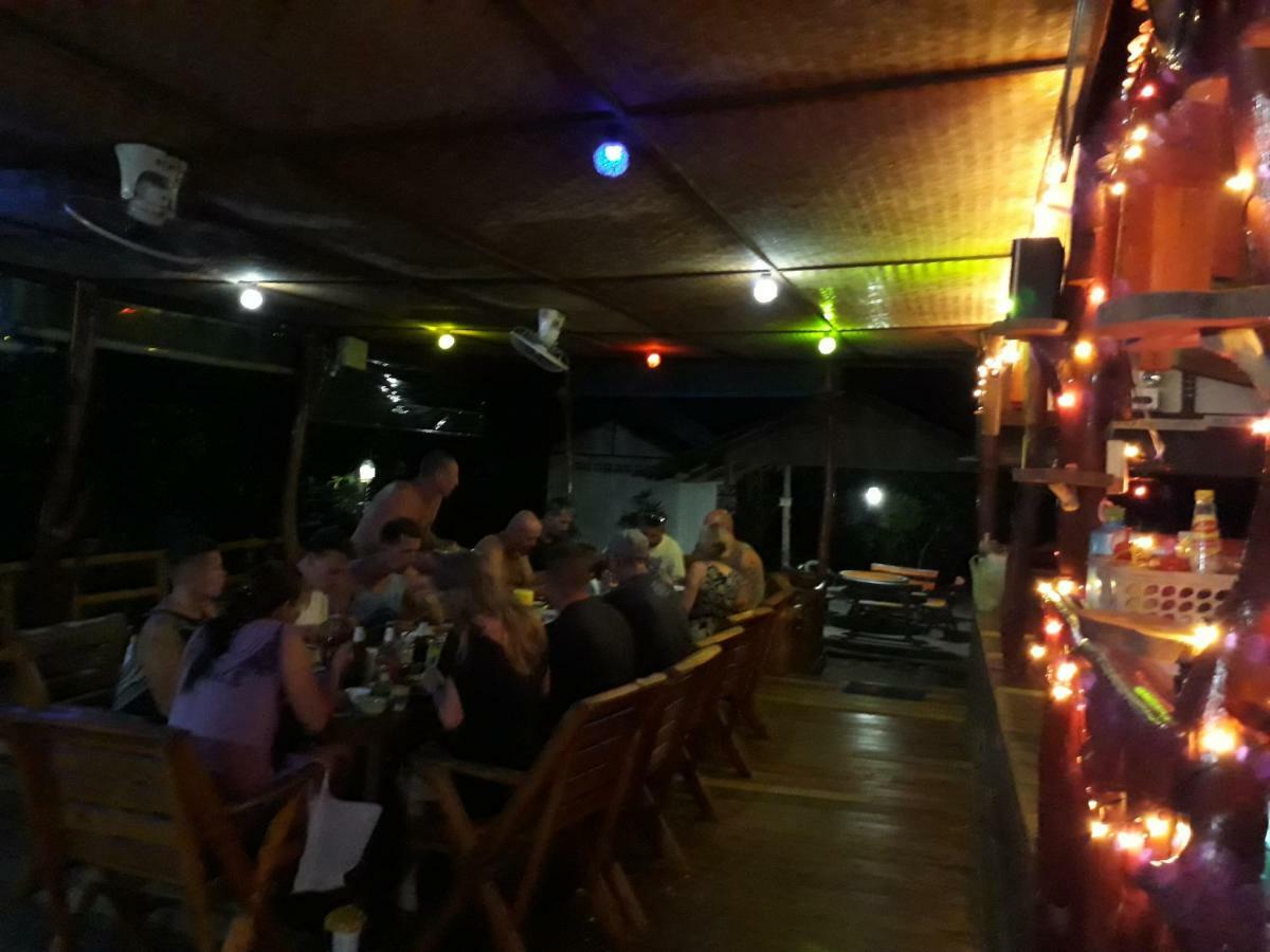 Pinks Bungalow Baan Tai Bagian luar foto