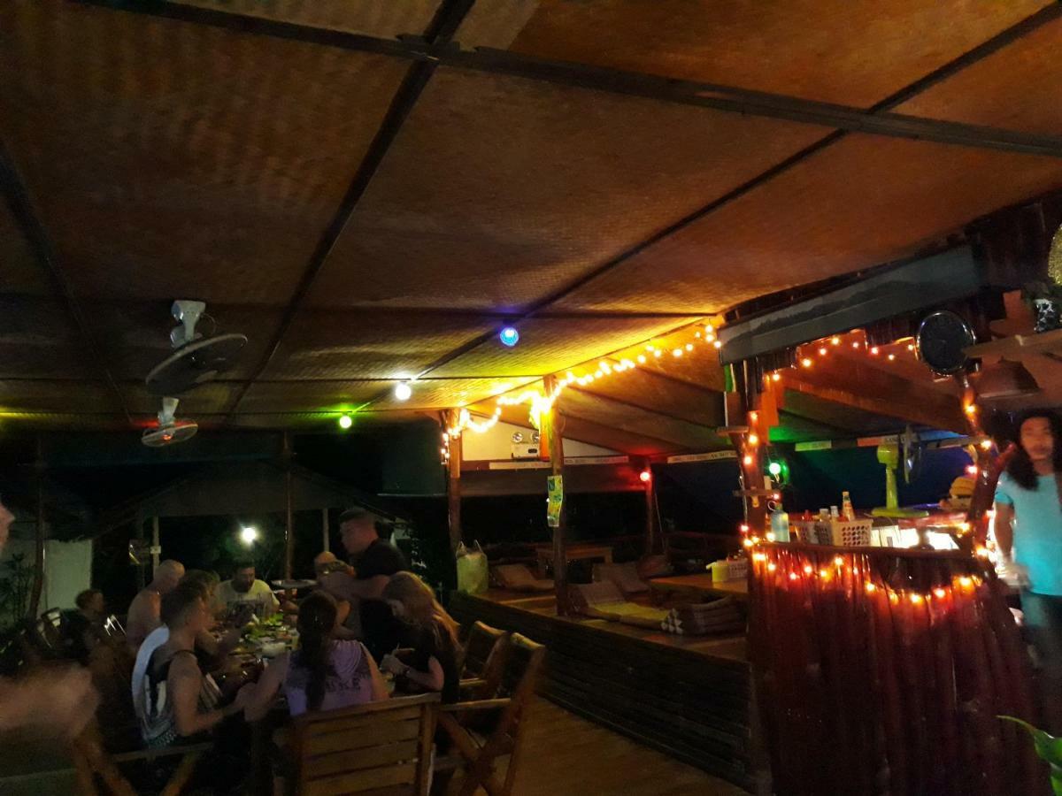 Pinks Bungalow Baan Tai Bagian luar foto