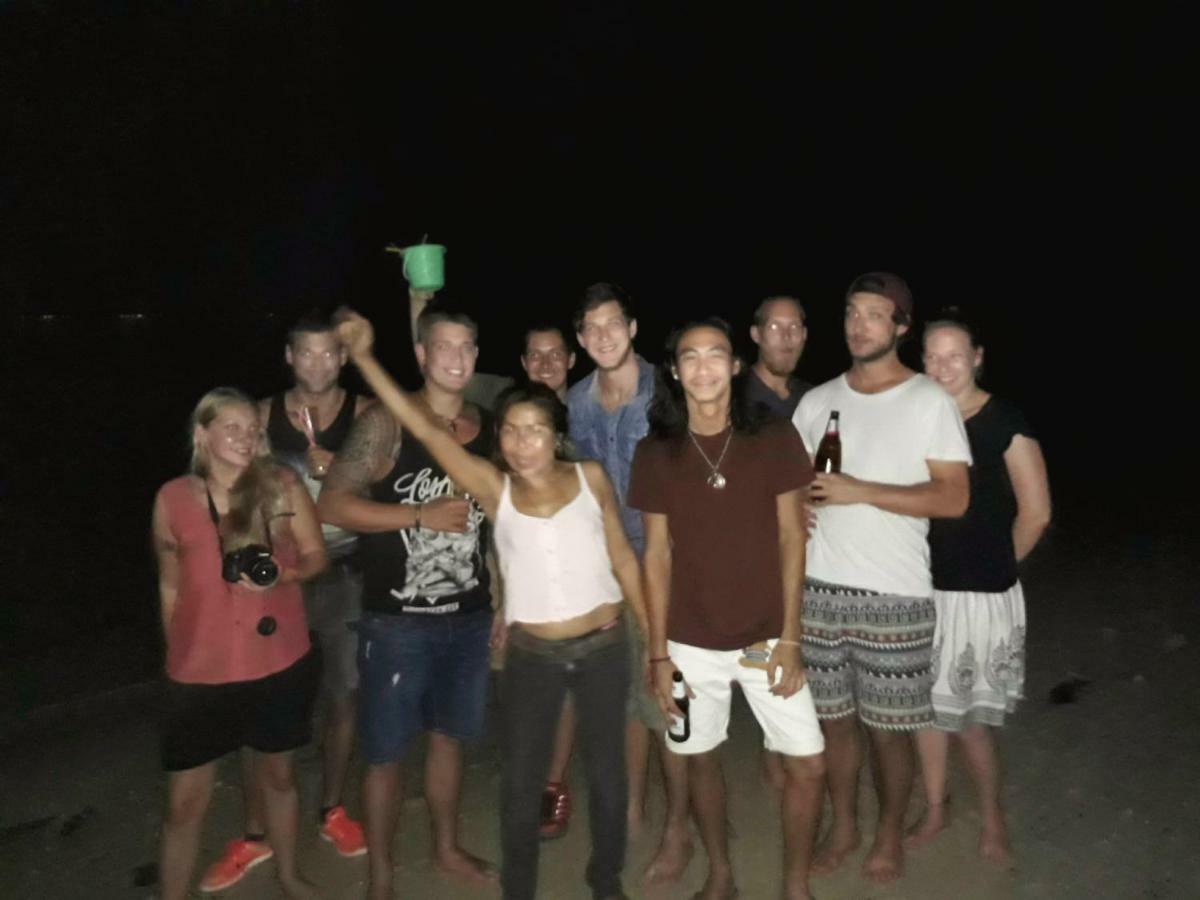 Pinks Bungalow Baan Tai Bagian luar foto